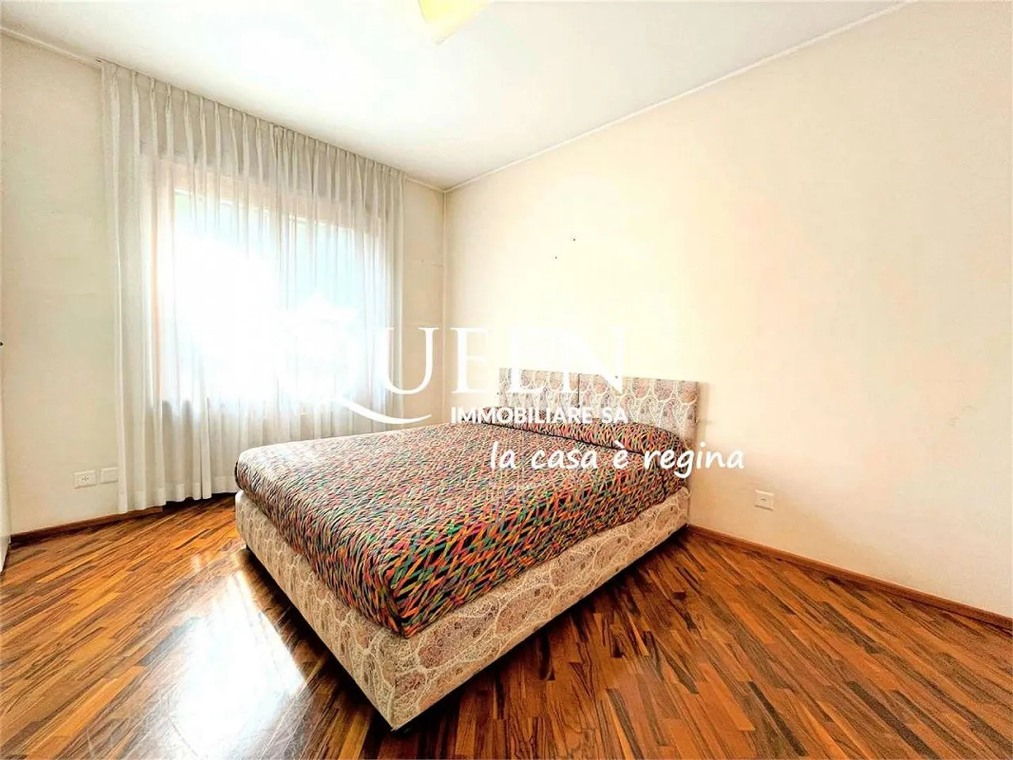 Vacallo: spaziosa villa con grande giardino - Foto 12 di 13