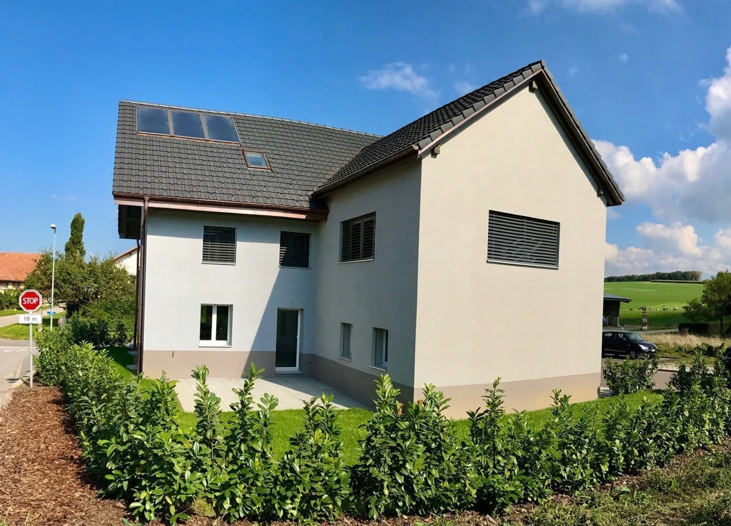 Appartamento con 3,5 stanze al piano terra - Foto 1 di 8