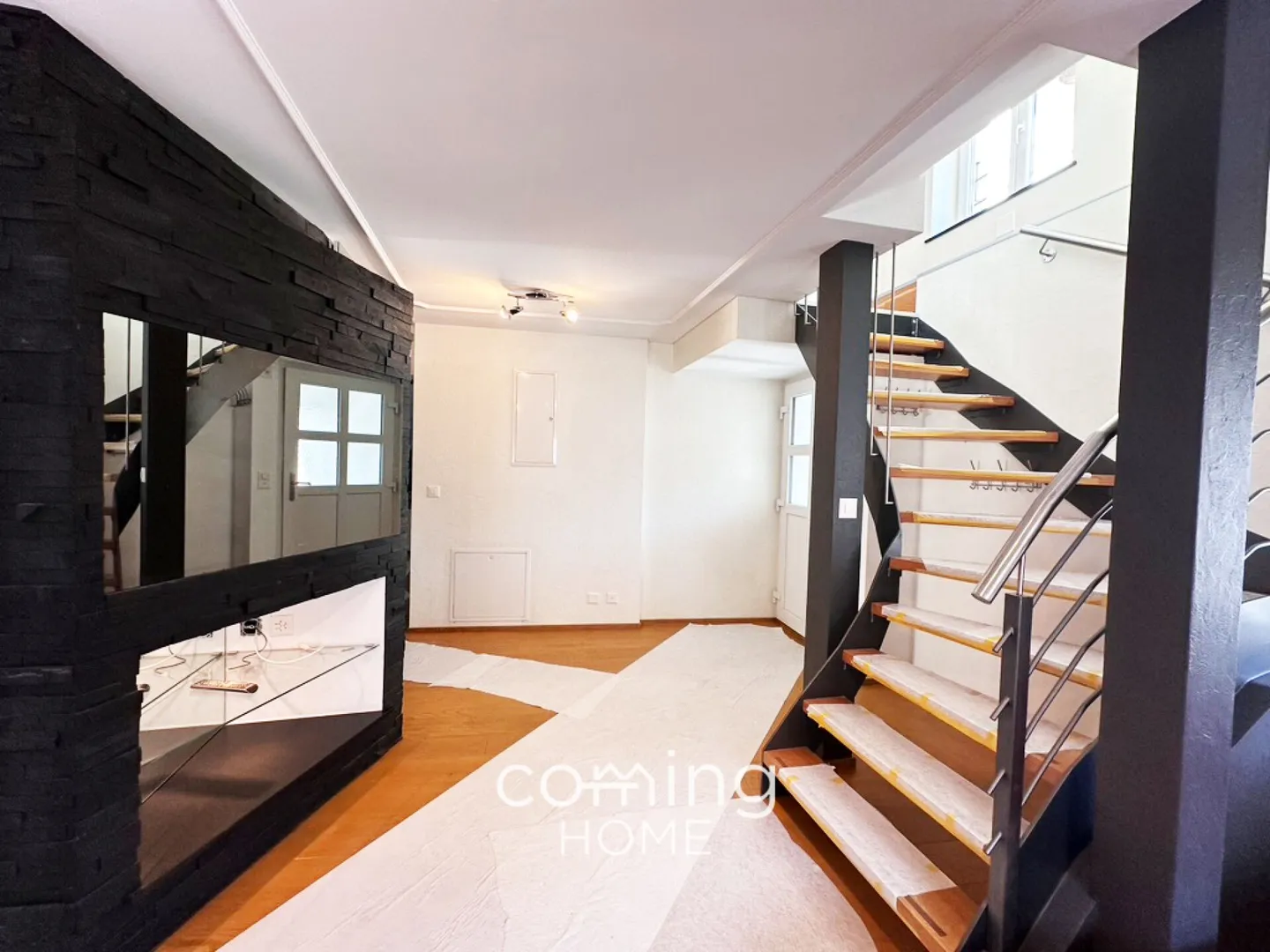 Bijou résidentiel historique dans un éclat moderne - maison individuelle rénovée de 1865 dans un design unique - Photo 1 sur 18