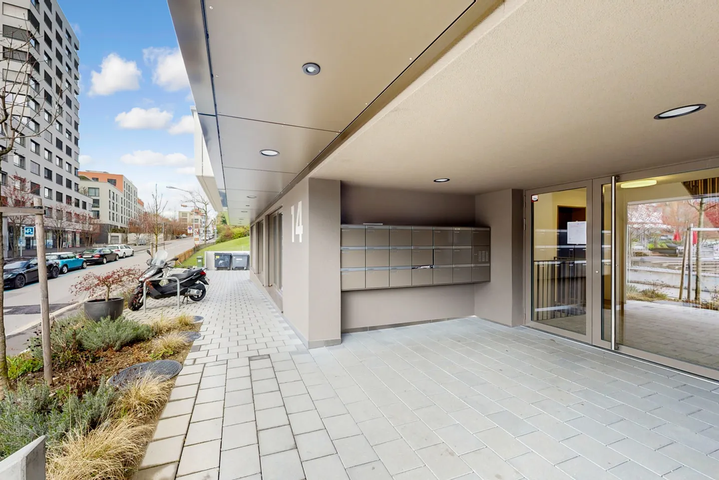 Popular New Apartment - High-Quality Finish - Photo 2 of 12
