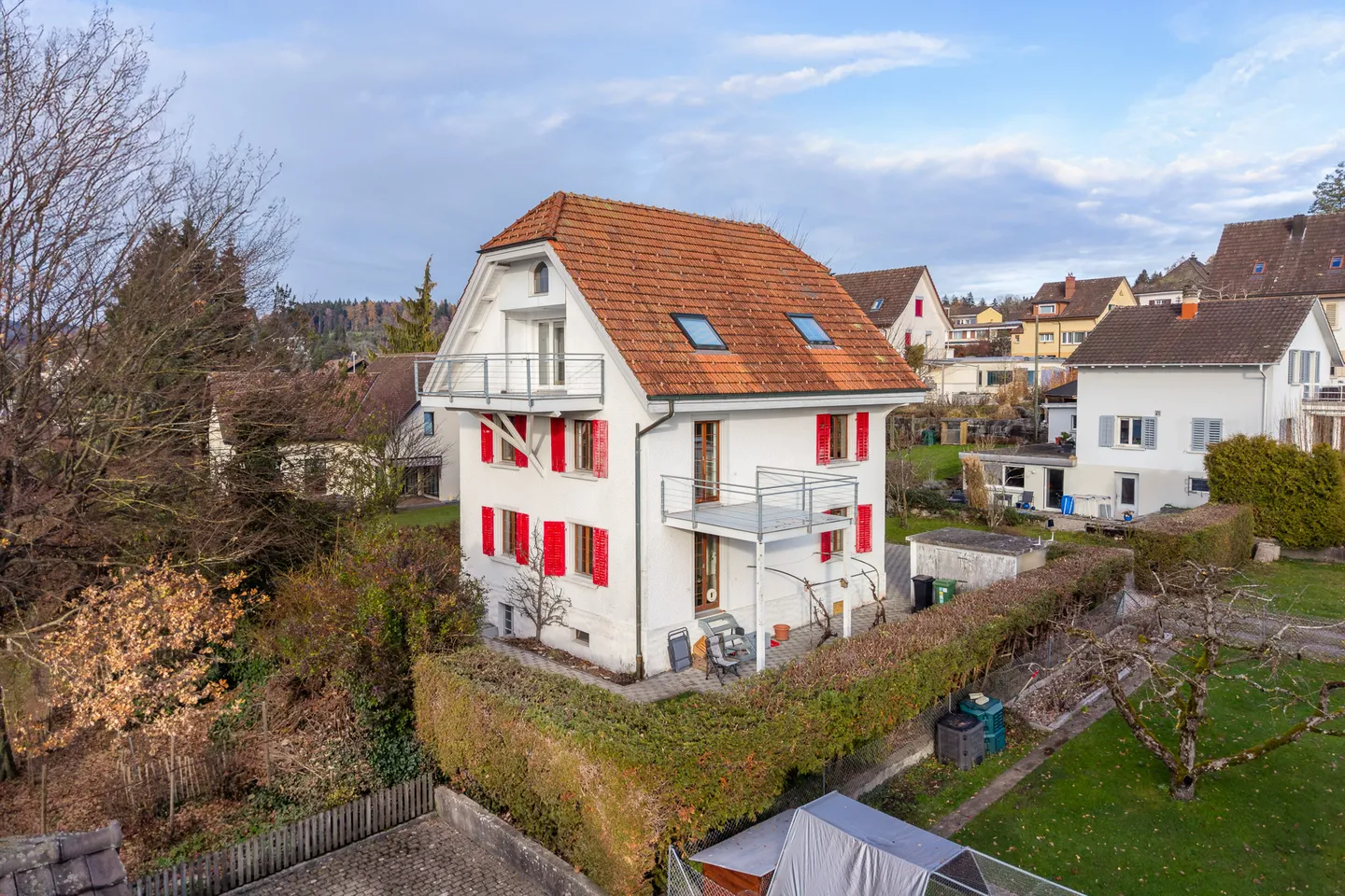 Casa 1-2 famiglie in una posizione molto tranquilla in un quartiere residenziale popolare - Foto 5 di 13