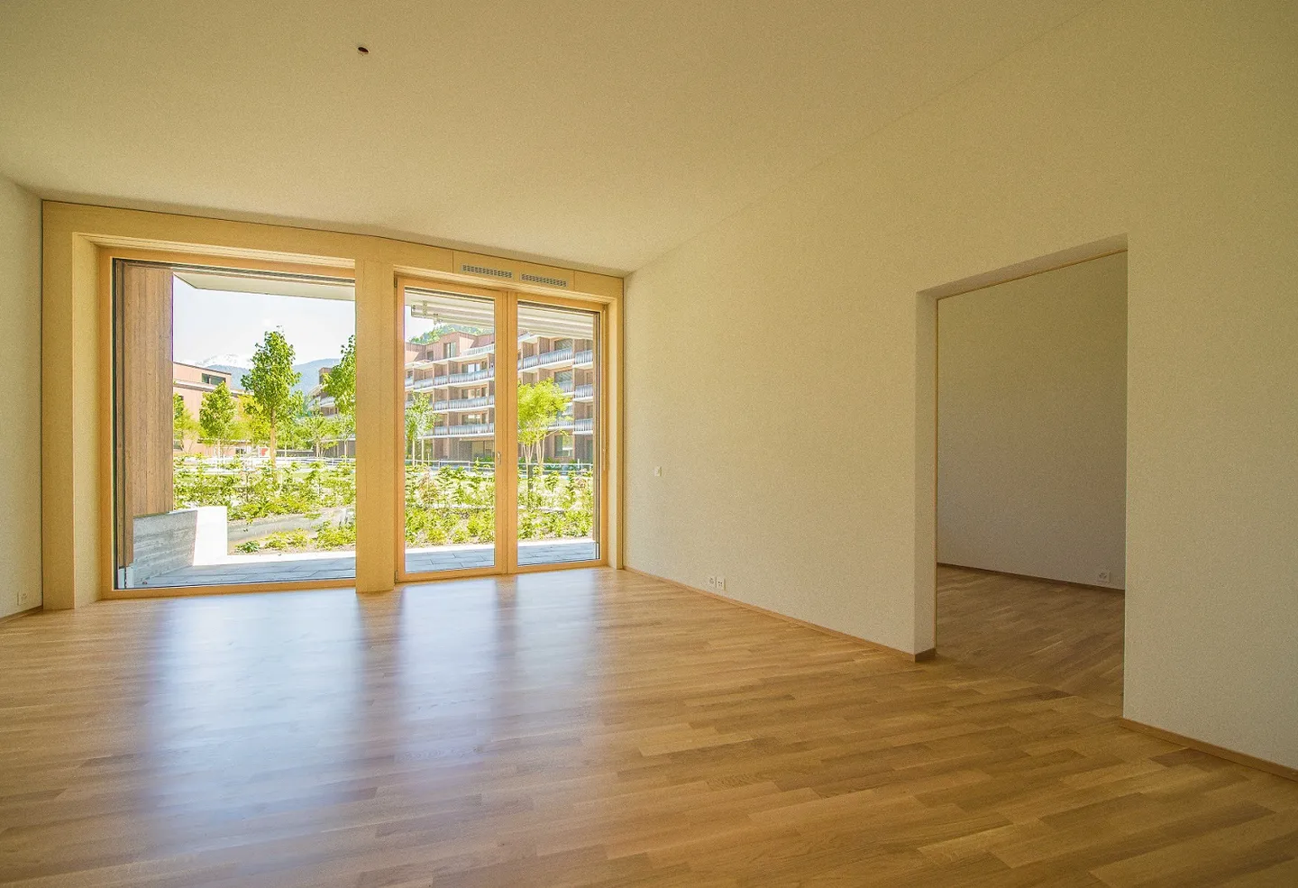 Rent without deposit - Dream apartment is looking for you! - Photo 2 of 6