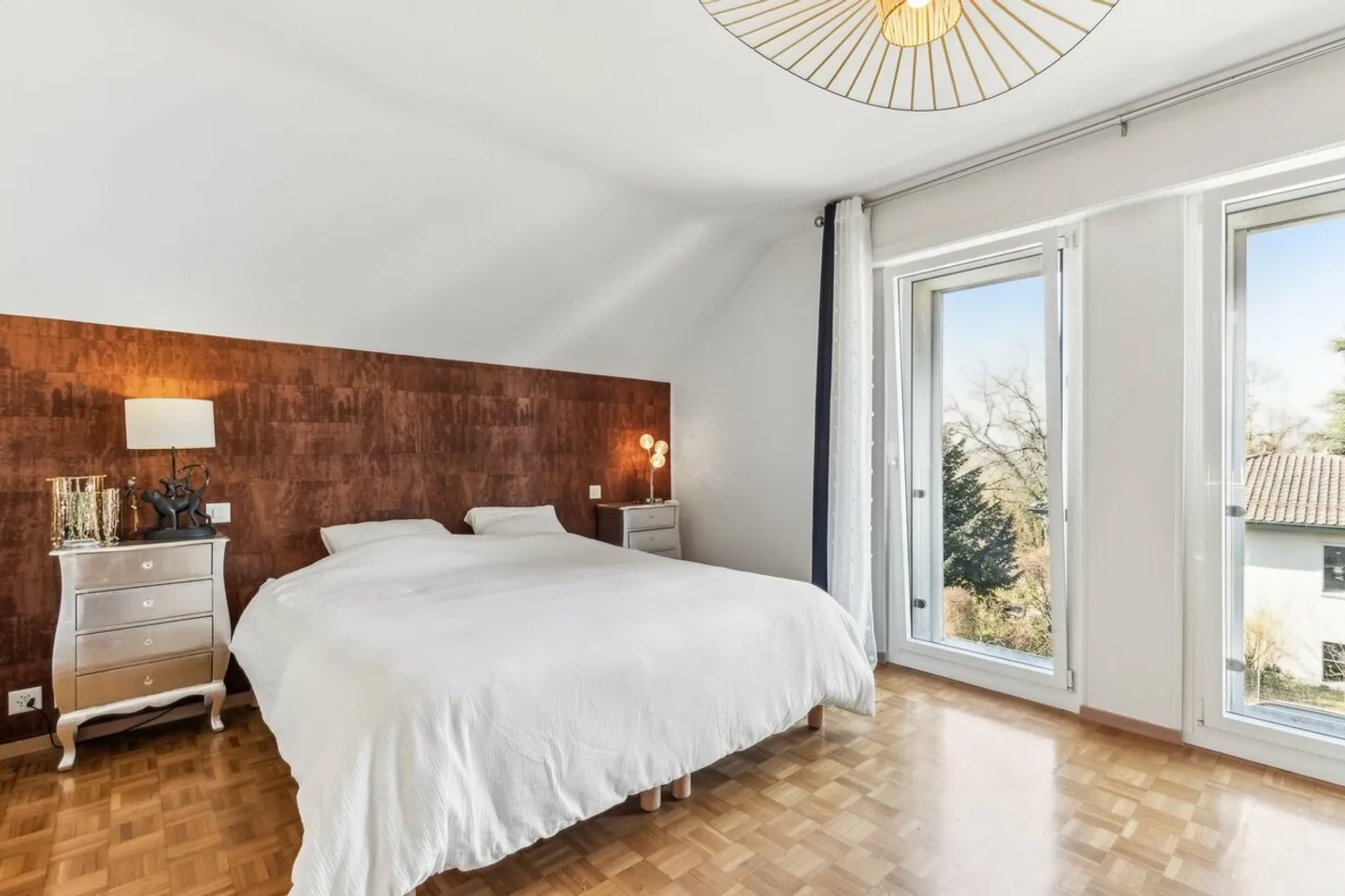 Moderne Villa - Komfort, Eleganz und ideale Lage ohne Lärm - Foto 10 von 21