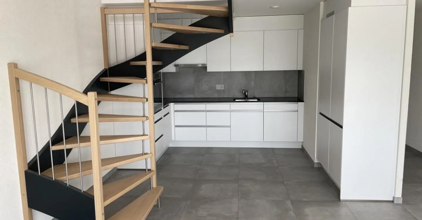 Appartement spacieux avec mezzanine - Photo 1 sur 10