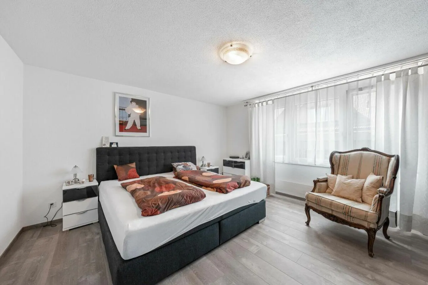 Residential and Commercial Building - Photo 9 of 17