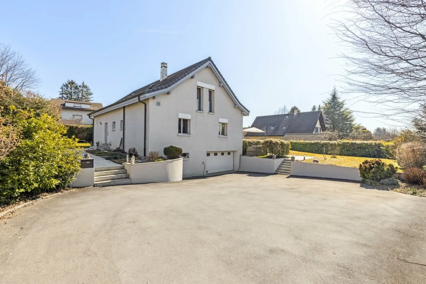 Moderne Villa - Komfort, Eleganz und ideale Lage ohne Lärm - Foto 20 von 21