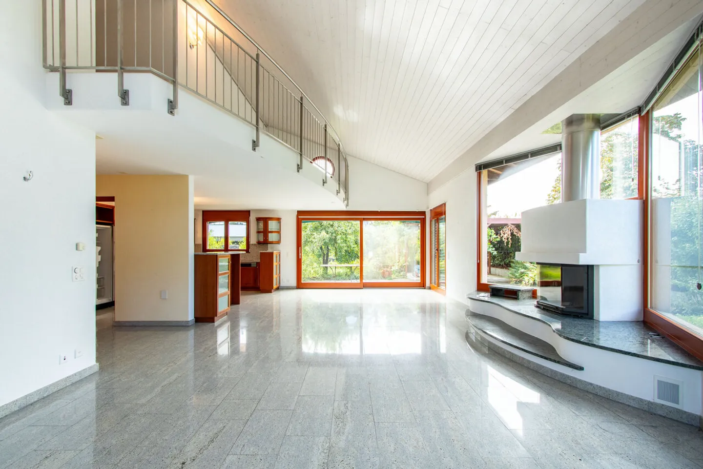Ampia casa unifamiliare di 7,5 stanze, spazio per tutta la famiglia - Foto 7 di 25