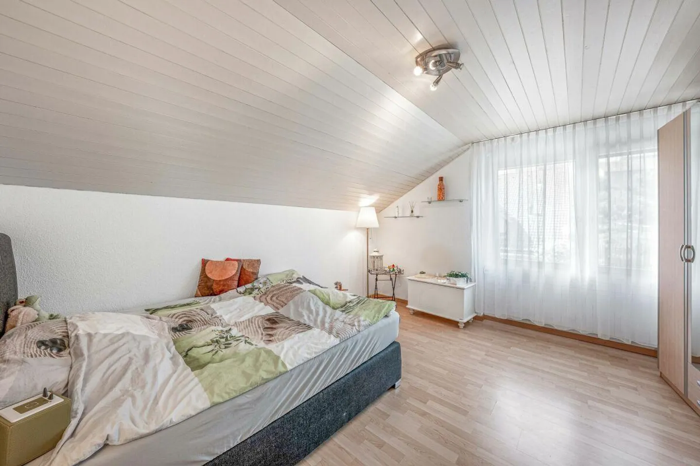 Residential and Commercial Building - Photo 10 of 17