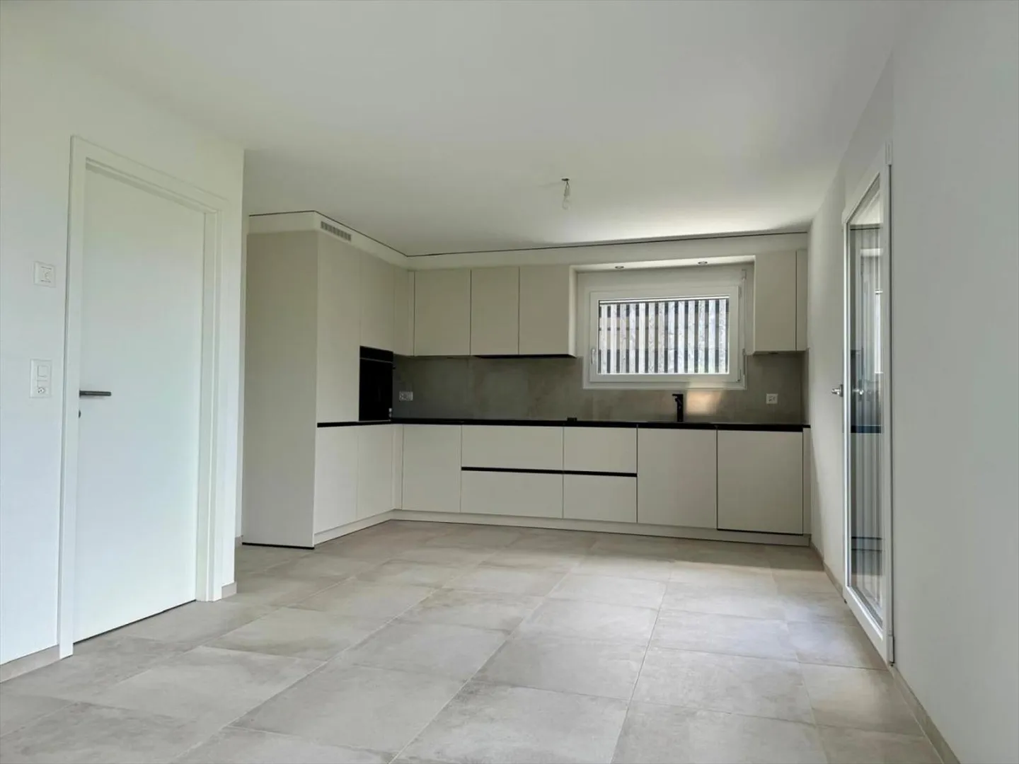 Villa 4.5 camere - Foto 1 di 13