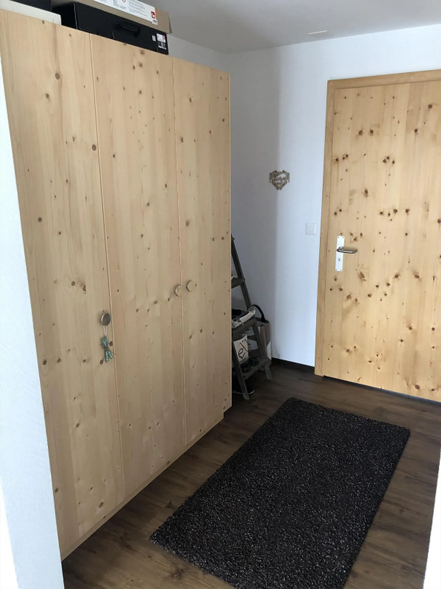 2 1/2 Room Apartment - Photo 3 of 8
