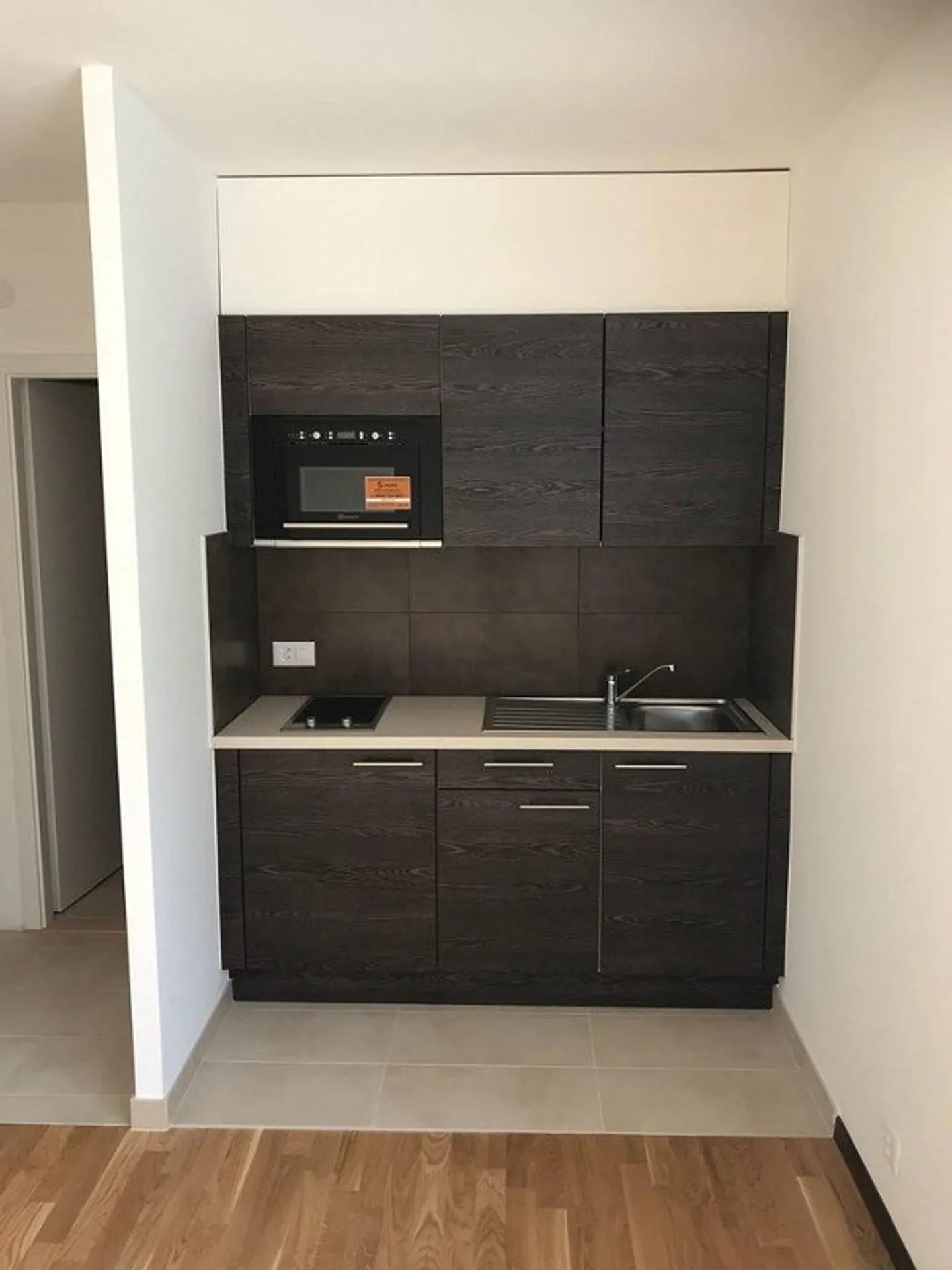 Vorte accommodation just steps from the lake - Available on 01.12.2025 - Photo 1 of 4