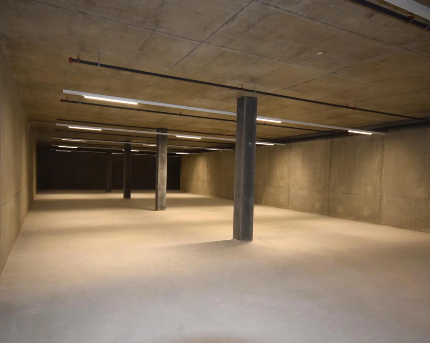 Industry - Photo 6 of 8