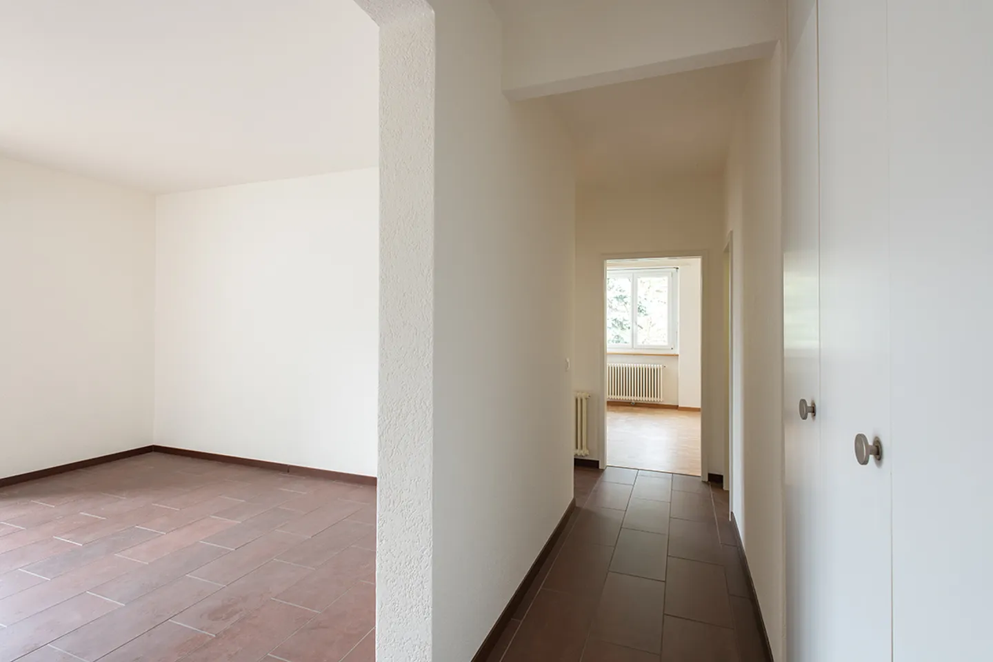 Quiet little distance from the center - Photo 7 of 9