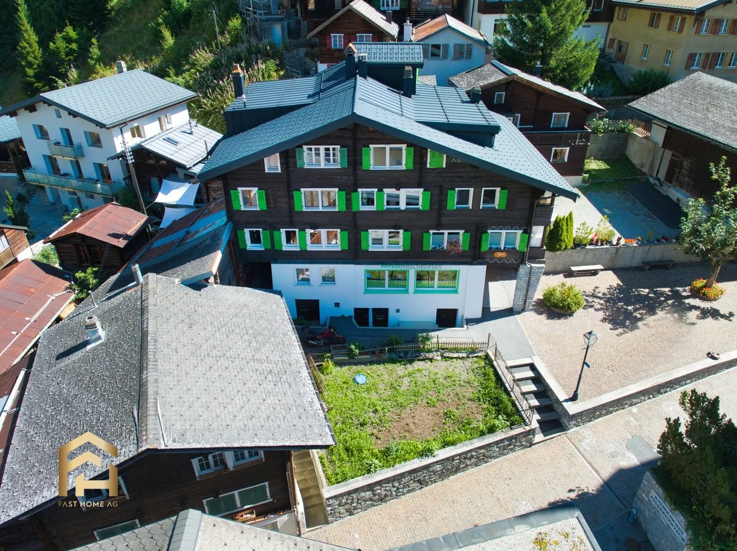 Deux appartements. D'innombrables possibilités. Leukerbad vous attend. - Photo 1 sur 12