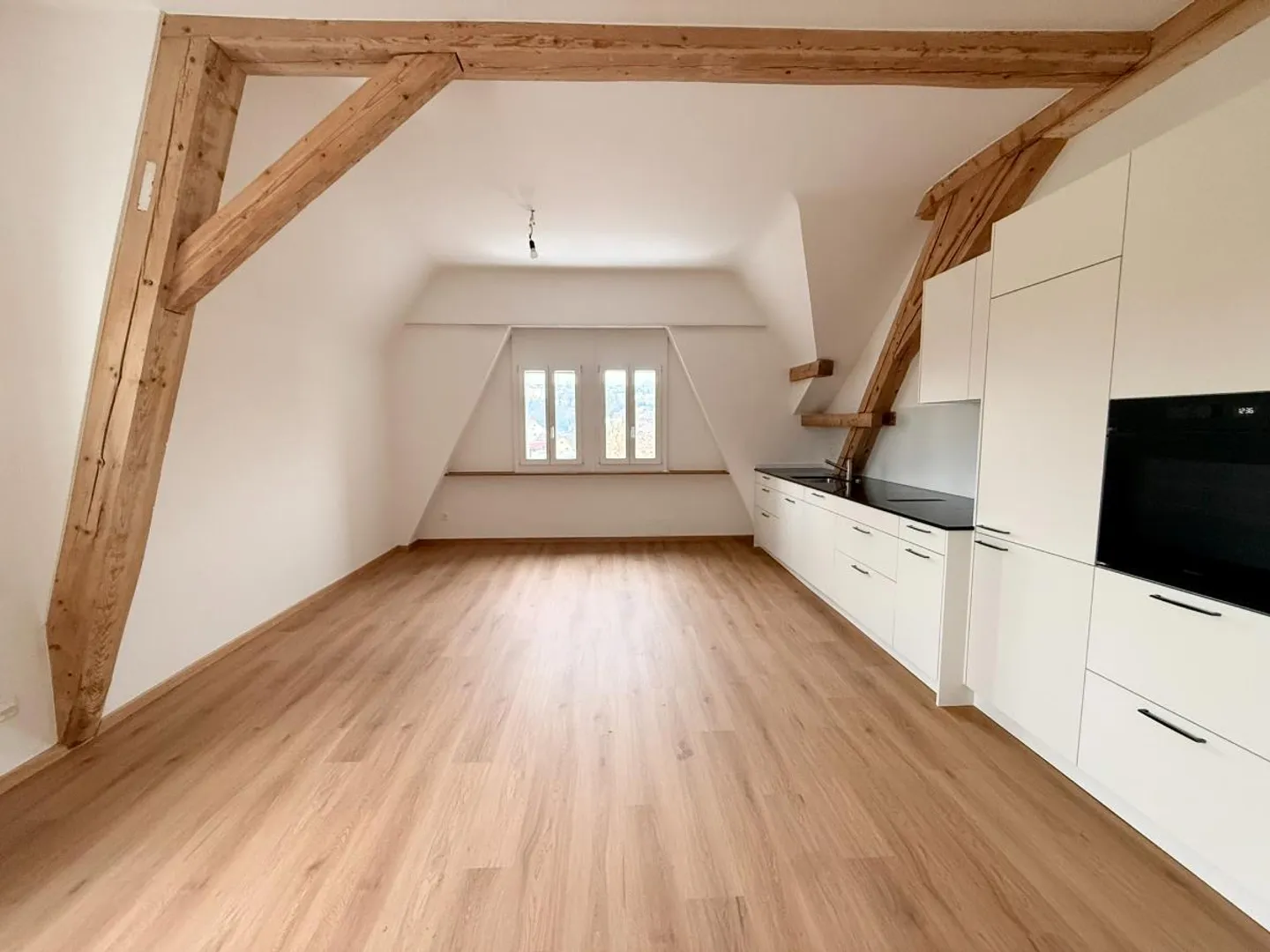 Appartamento mansardato di 4,5 stanze - Foto 1 di 5