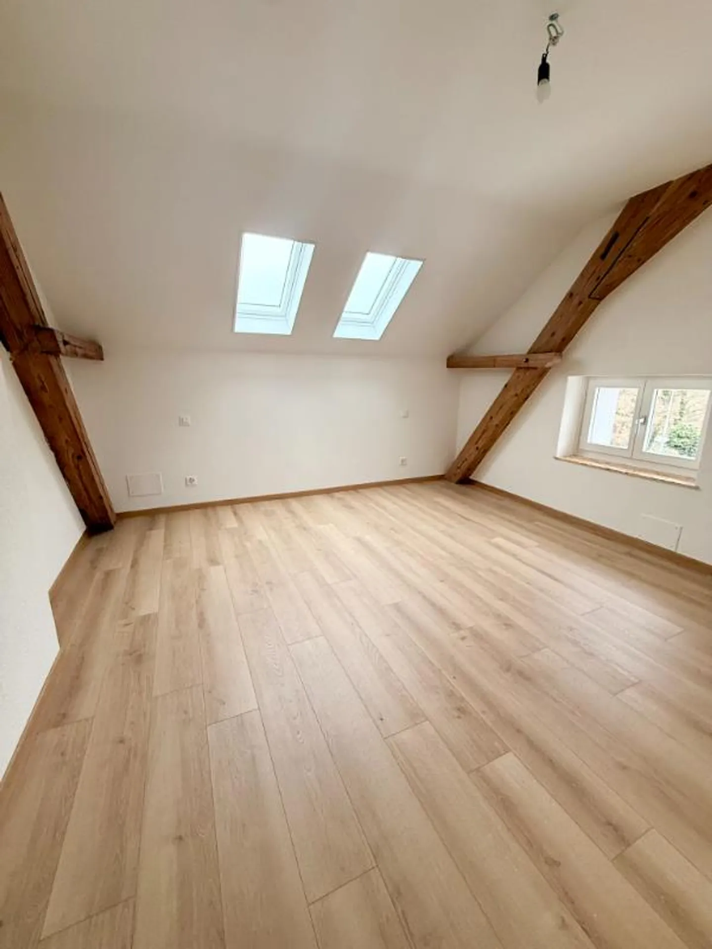 Appartamento mansardato di 4,5 stanze - Foto 3 di 5