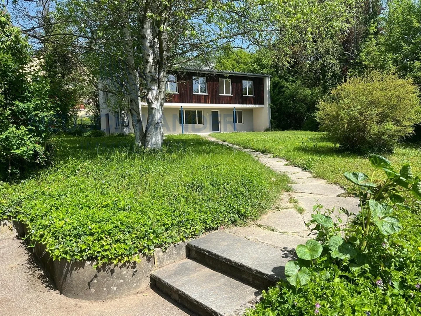 Casa singola in affitto - Foto 2 di 11