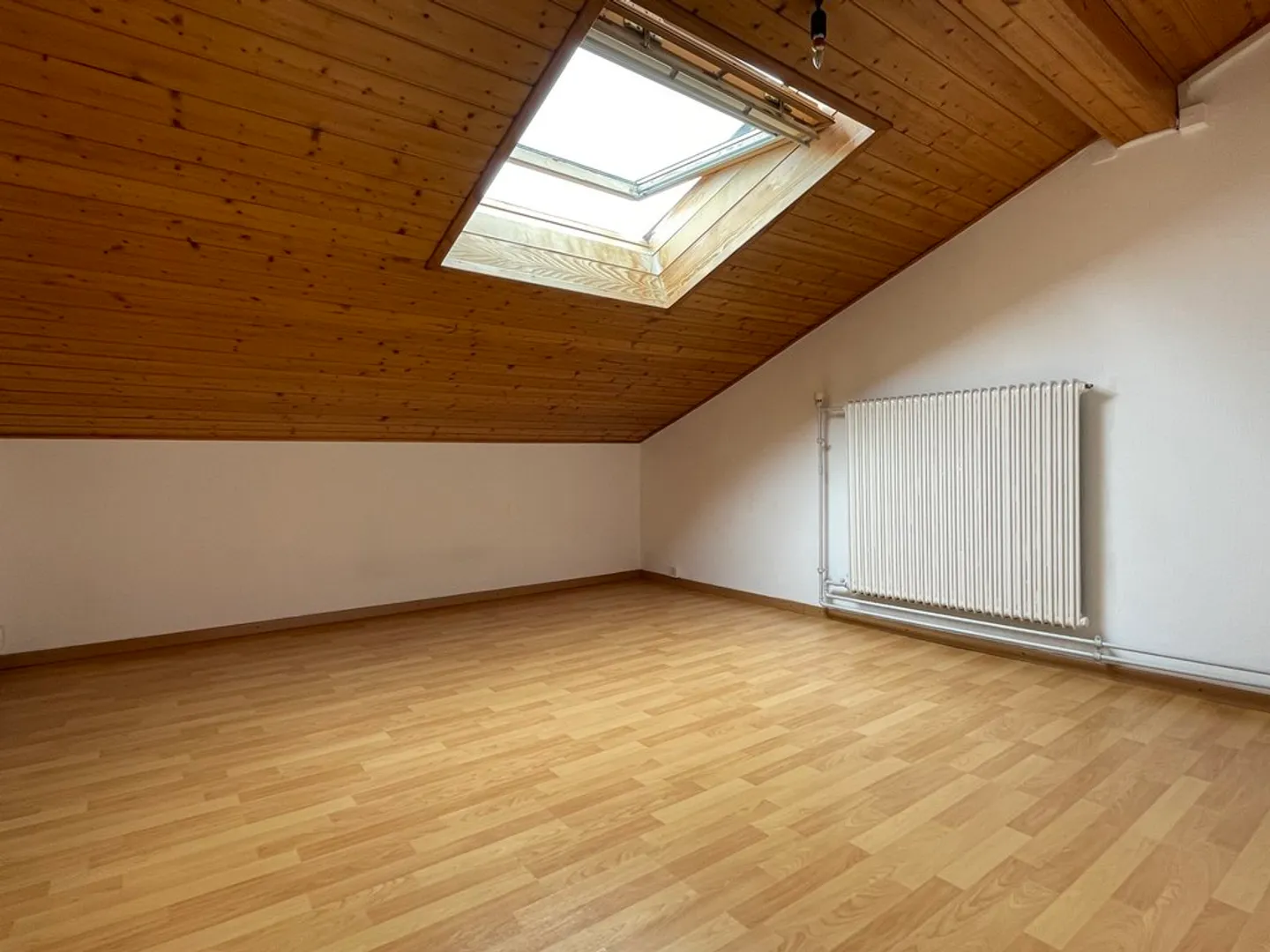 Appartamento in affitto - Foto 3 di 5