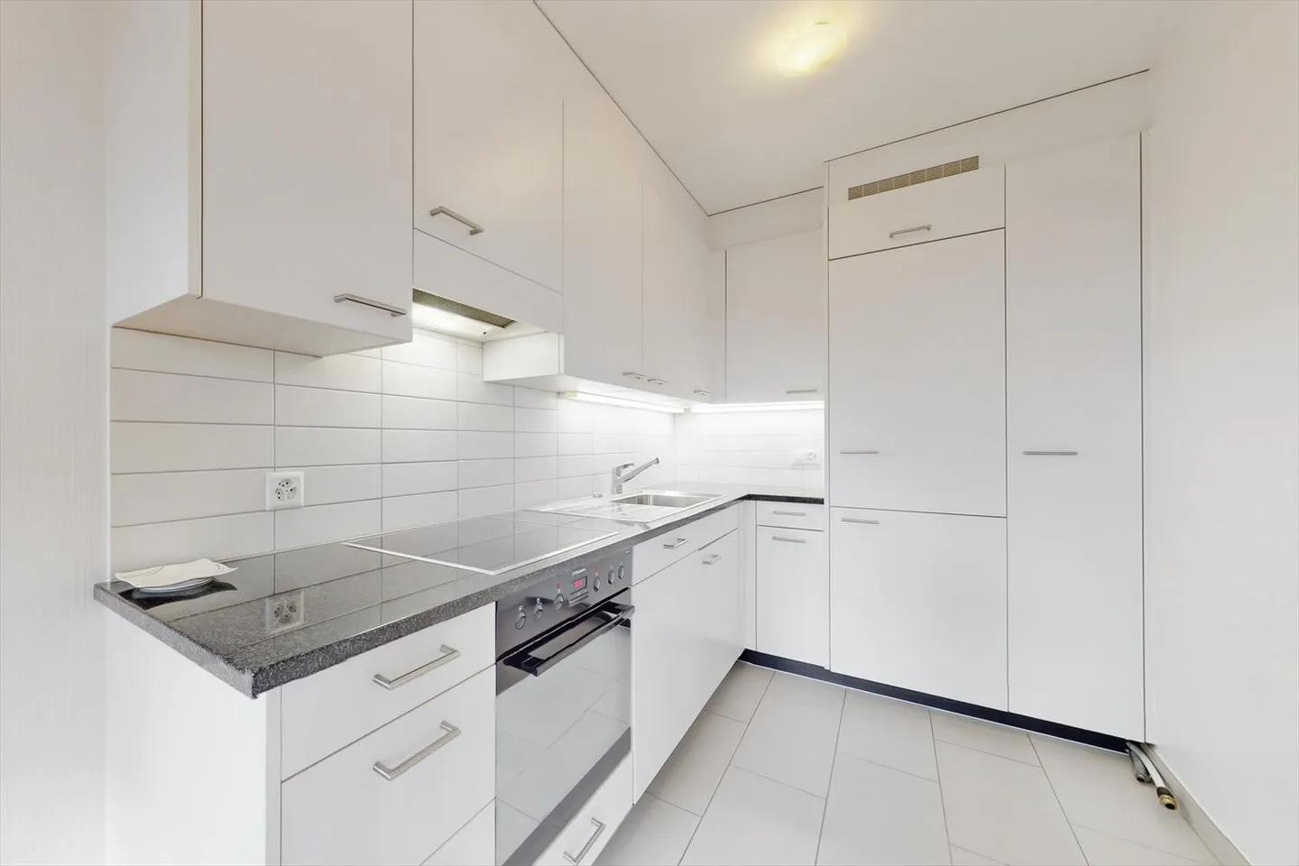 Apartment for rent - Photo 8 of 11