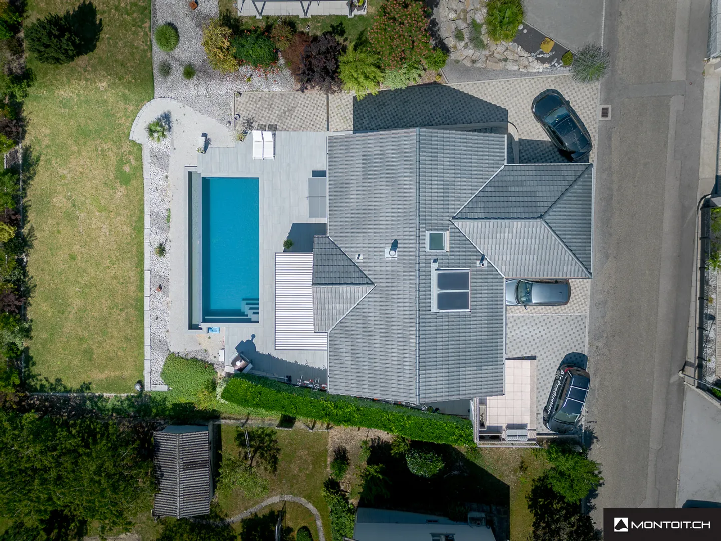 Payerne, for sale, modern individual villa of 250 m2 with swimming pool - Photo 1 of 17