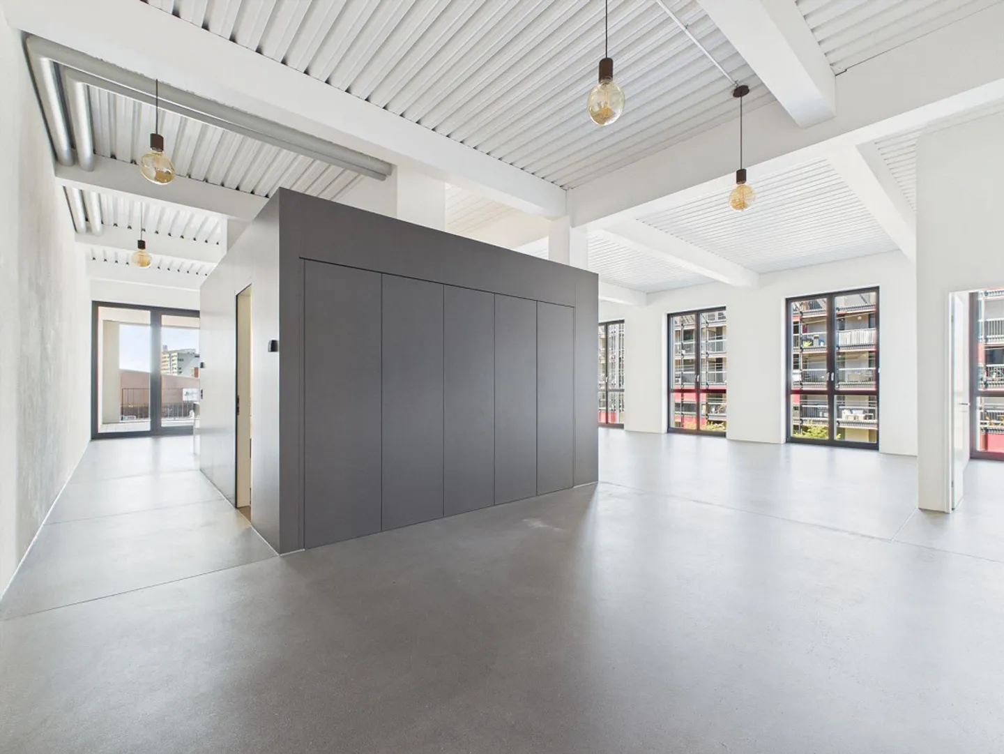 Appartement moderne de 2 pièces près de Westside - Photo 8 sur 14