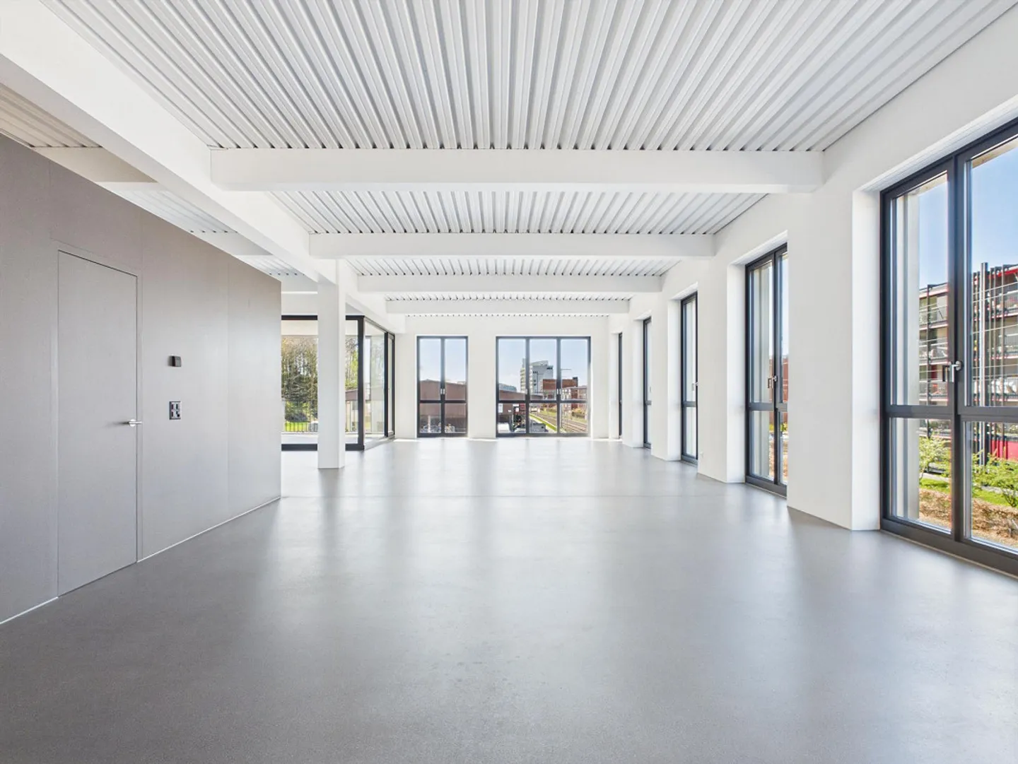 Appartement moderne de 2 pièces près de Westside - Photo 6 sur 14