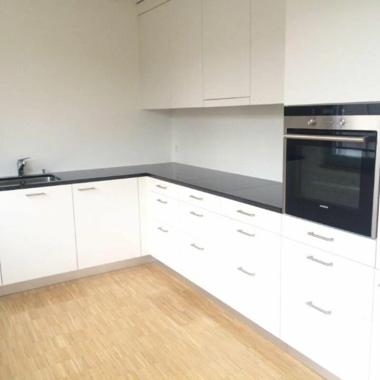 Charmante, moderne appartement 2.5 pièces - Photo 1 sur 5