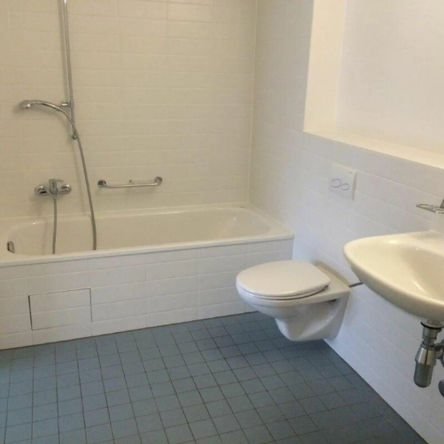 Charmante, moderne appartement 2.5 pièces - Photo 2 sur 5