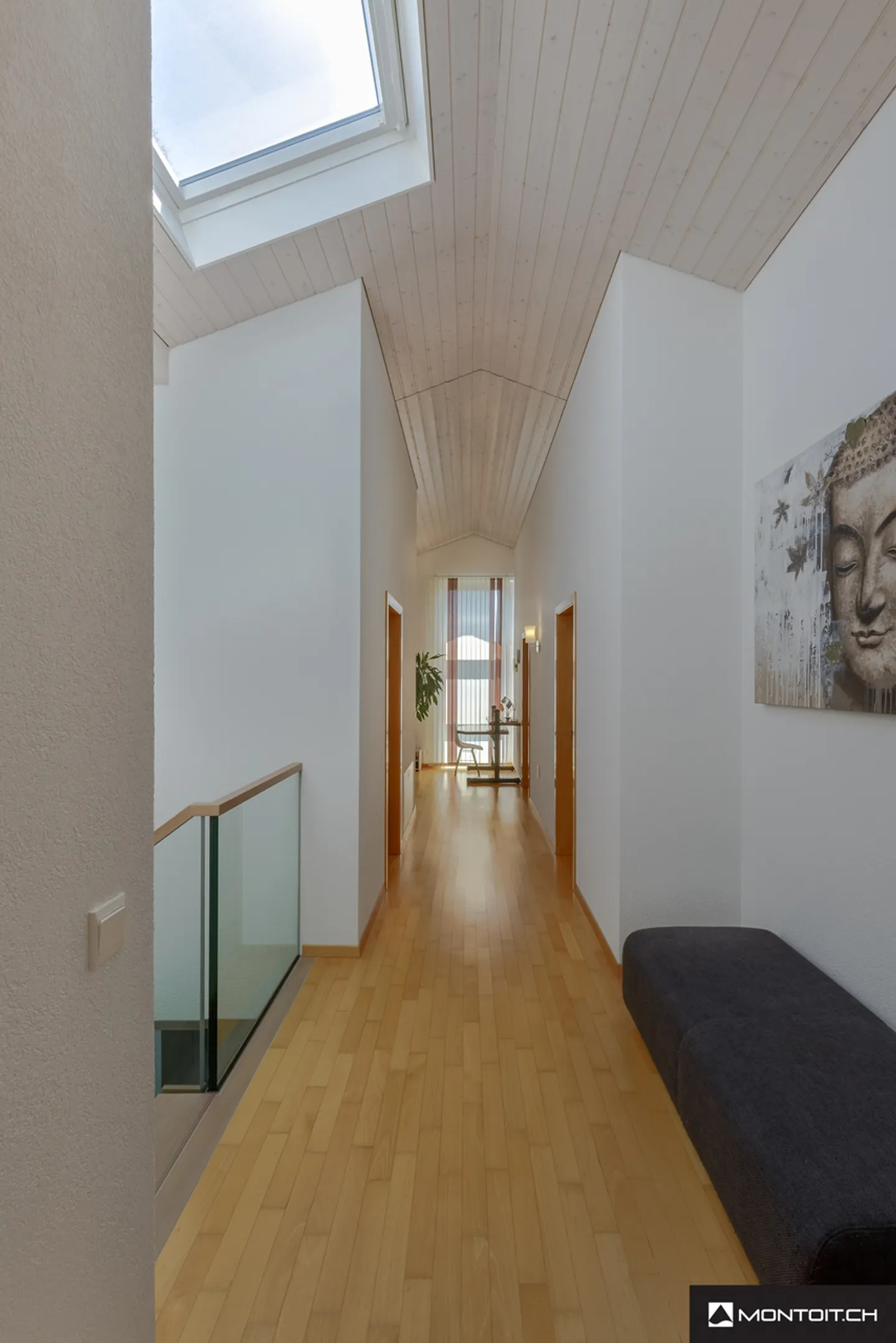 Payerne, for sale, modern individual villa of 250 m2 with swimming pool - Photo 10 of 17