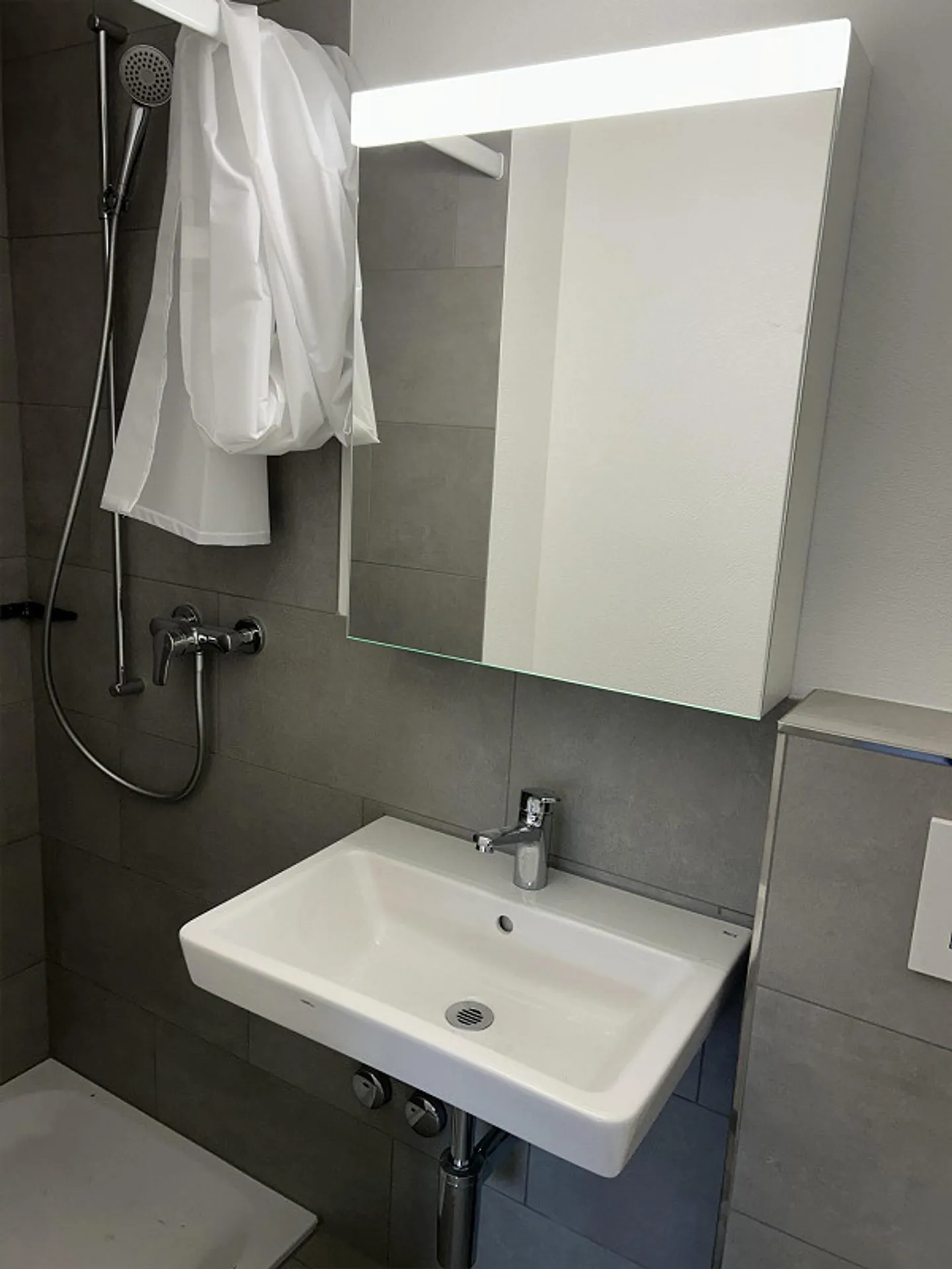 Appartement 1 1/2 pièces disponible à partir du 1er octobre - Photo 3 sur 4