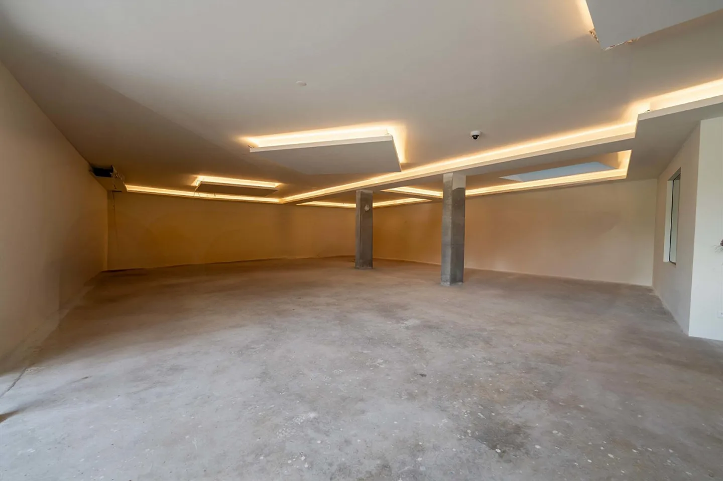 New villa with 791 m² of top-class living comfort - Photo 6 of 7