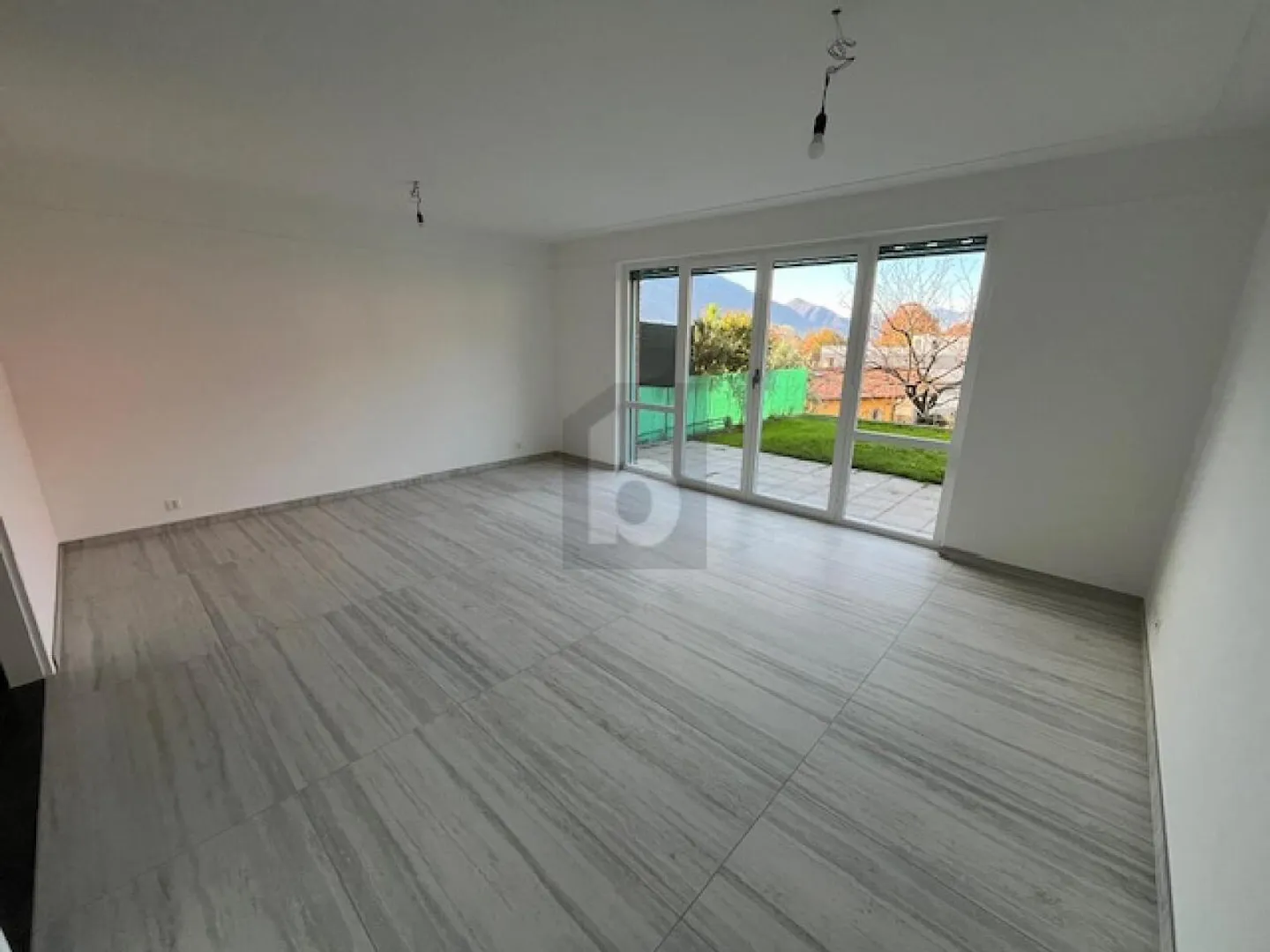 Traumresidenz mit Seesicht - Foto 2 von 6
