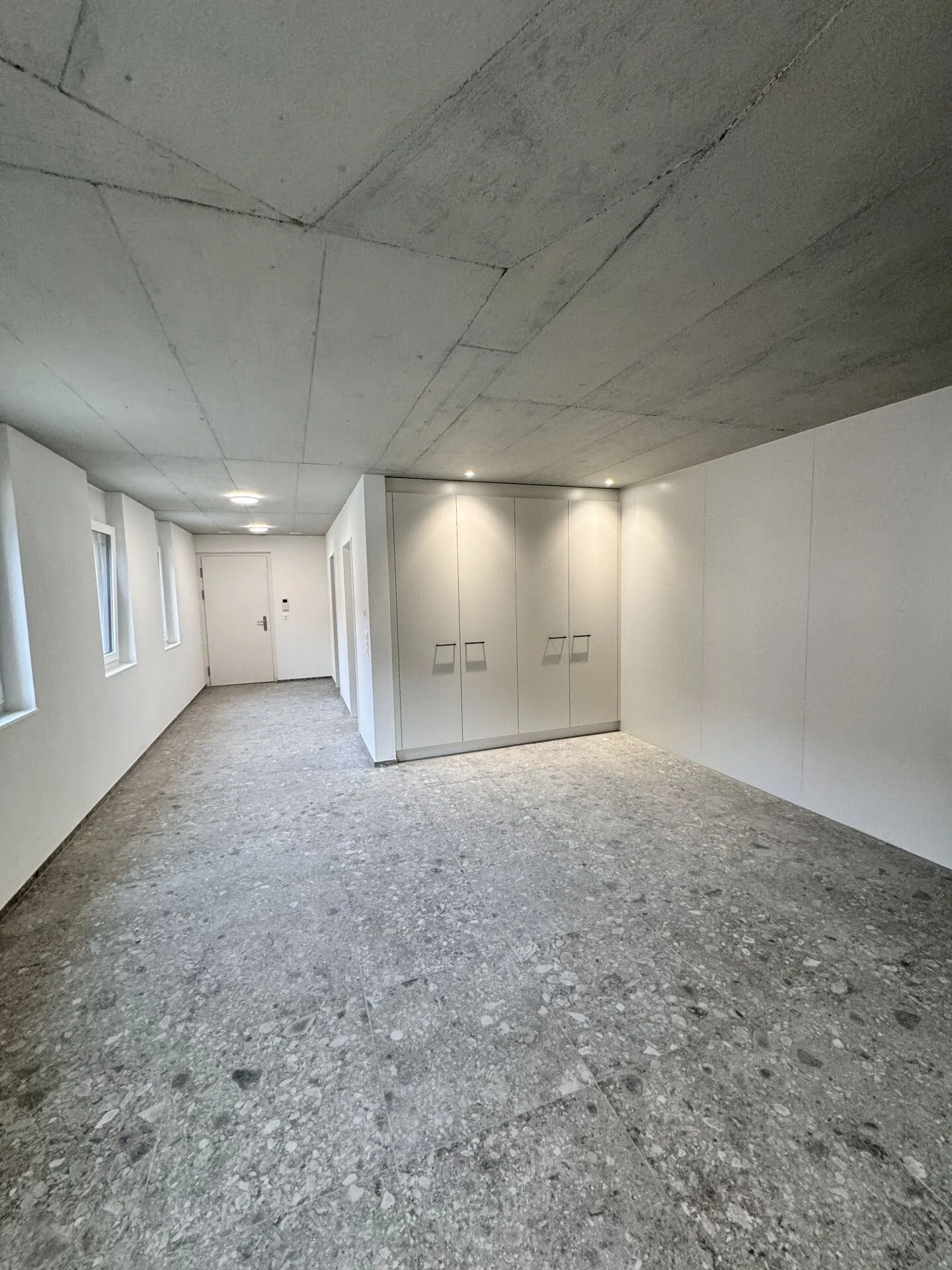 Repräsentative Büro- / Praxis- / Gewerbefläche - Foto 10 von 19