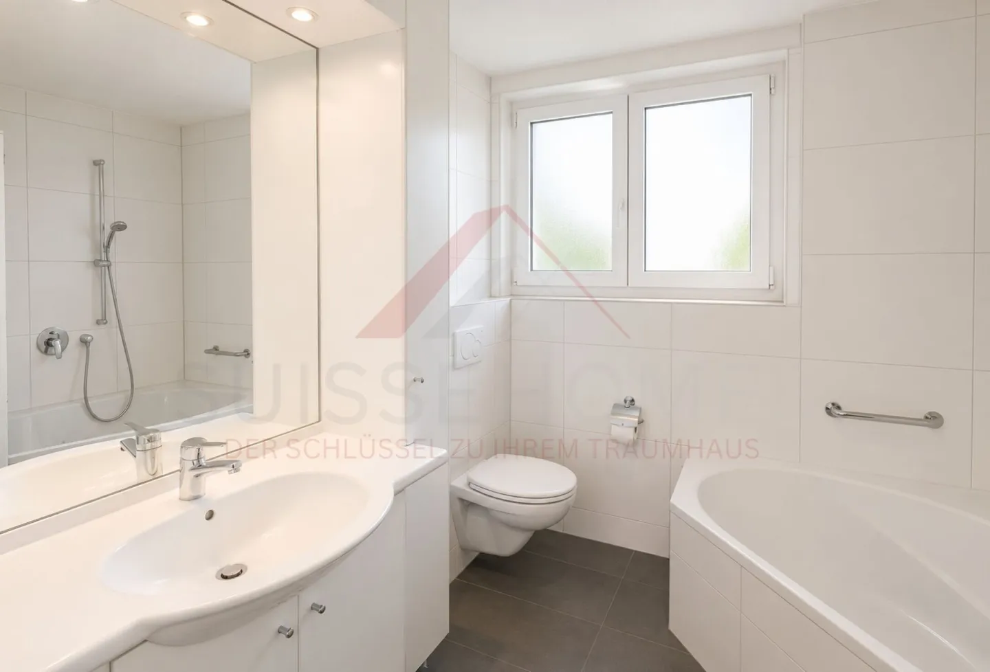 Exclusive single-family house with pool, sauna, lake view and 1,443 m² plot in Gerolfingen - Photo 20 of 24