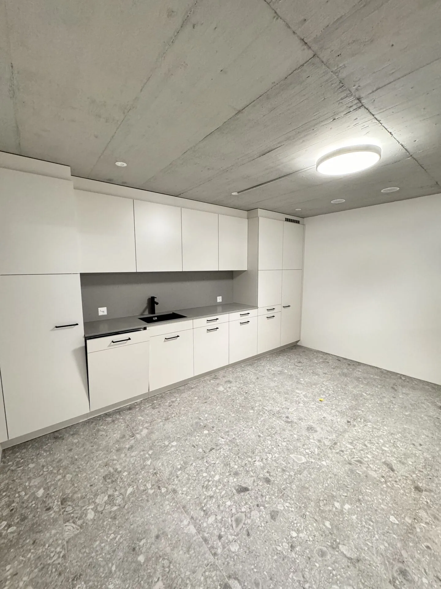 Repräsentative Büro- / Praxis- / Gewerbefläche - Foto 9 von 19