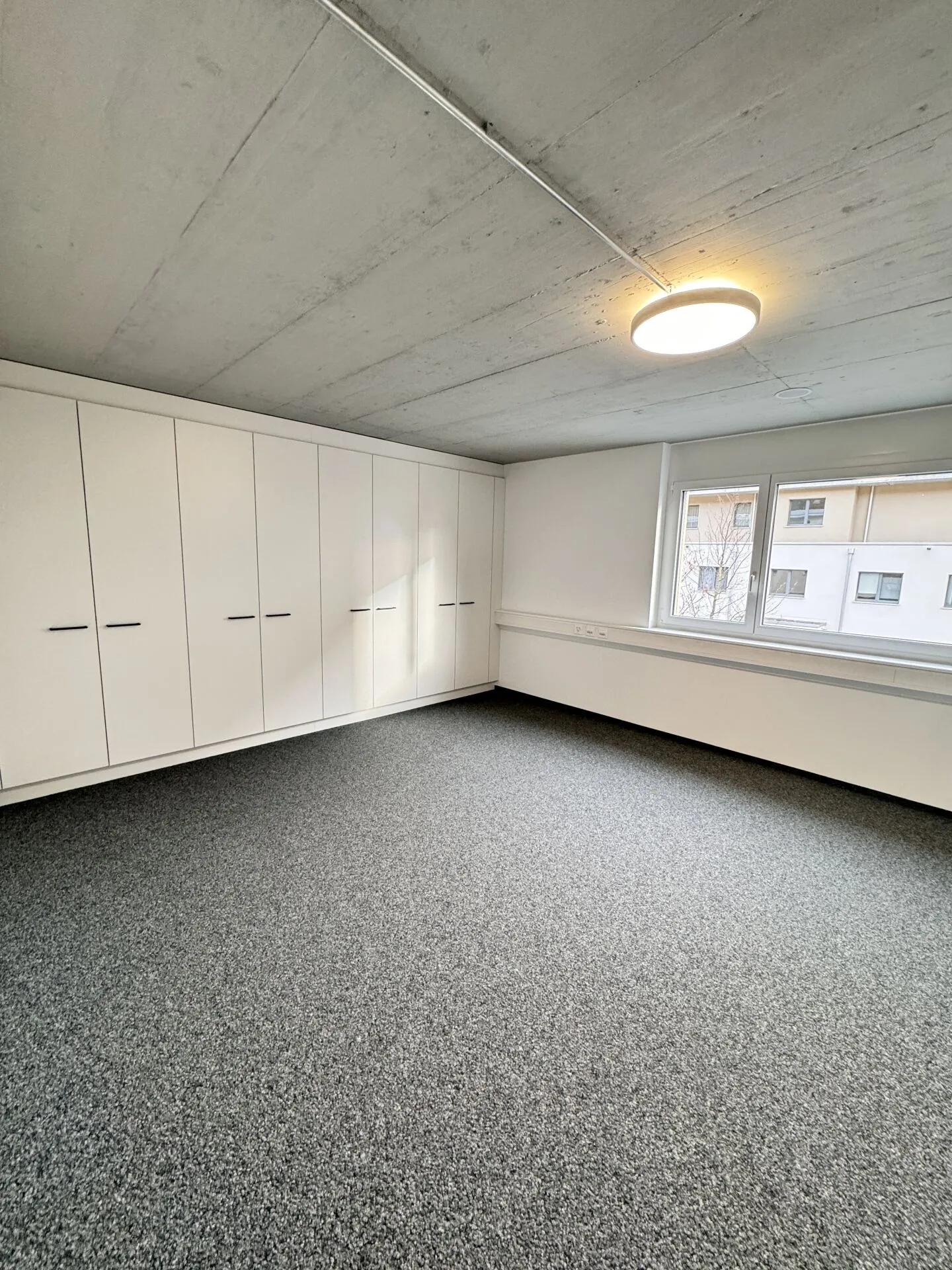 Repräsentative Büro- / Praxis- / Gewerbefläche - Foto 4 von 19