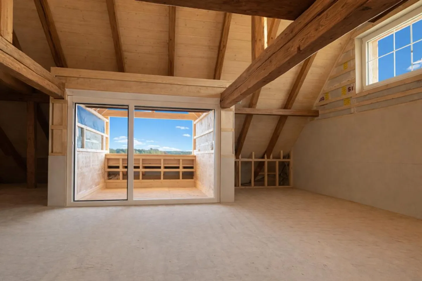 Light-flooded new maisonette apartment with loggia & dreamlike... - Photo 2 of 7