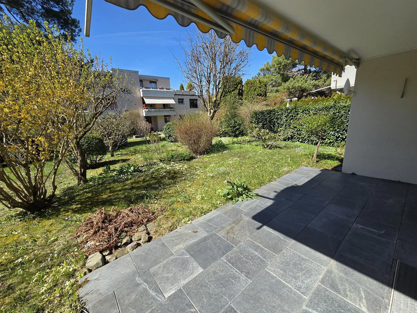 Great Garden Apartment in Küsnacht-Itschnach - Photo 1 of 8