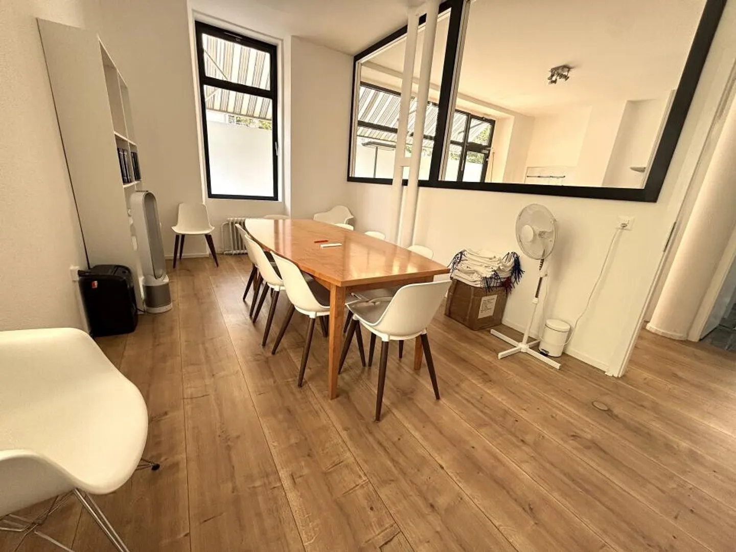 Office 5.5 rooms - Photo 1 of 6