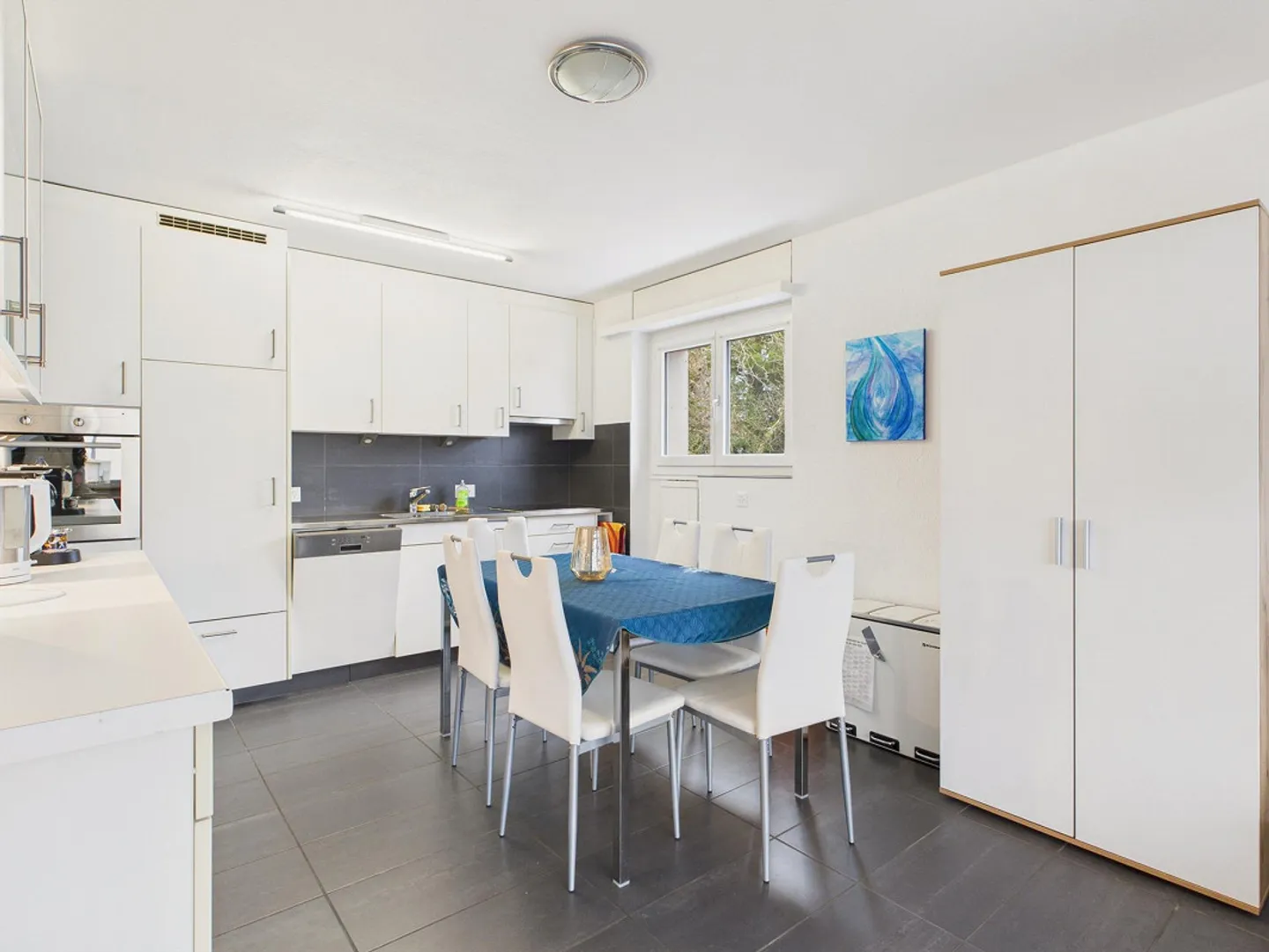 Ampio appartamento di 4,5 stanze con balcone a Soloturno - Foto 2 di 9