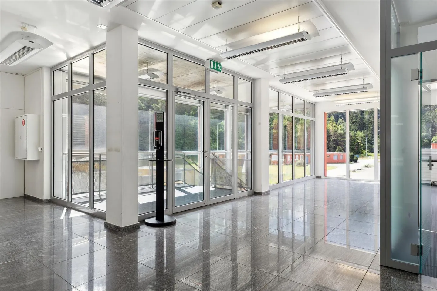 Industrie trifft Innovation – Büro- und Gewerbeflächen auf renommiertem Areal - Foto 10 von 12