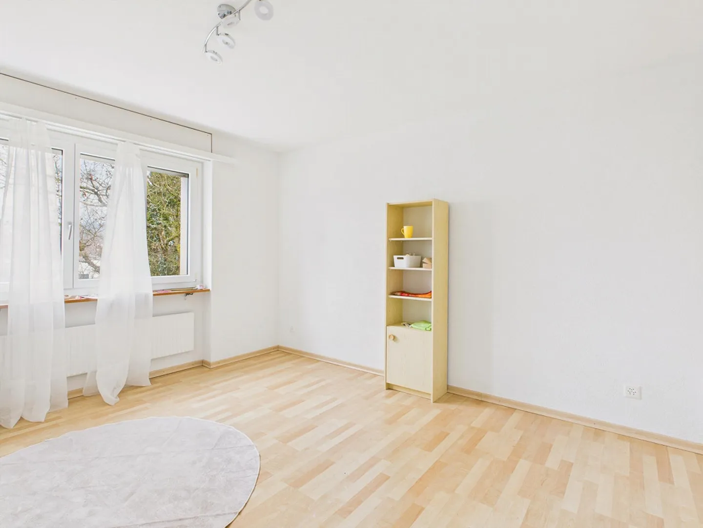 Ampio appartamento di 4,5 stanze con balcone a Soloturno - Foto 4 di 9