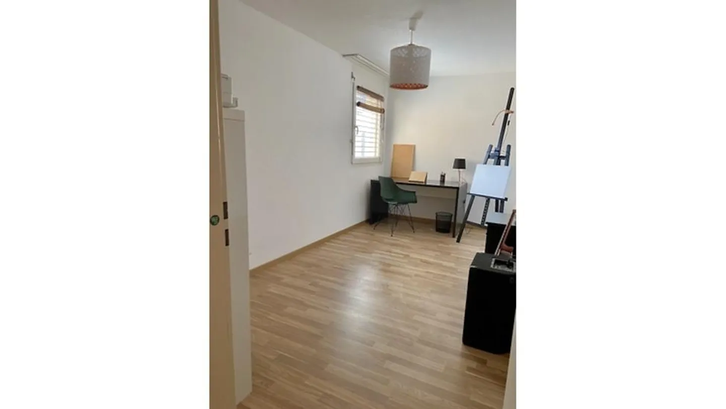 4½ ROOM APARTMENT IN ZURICH - DISTRICT 9 ALTSTETTEN, FURNISHED, TEMPORARY - Photo 3 of 10