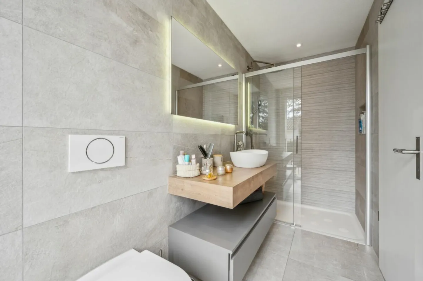 Exklusive 5.5-Zimmer-Gartenwohnung an ruhiger Lage - Foto 4 von 13