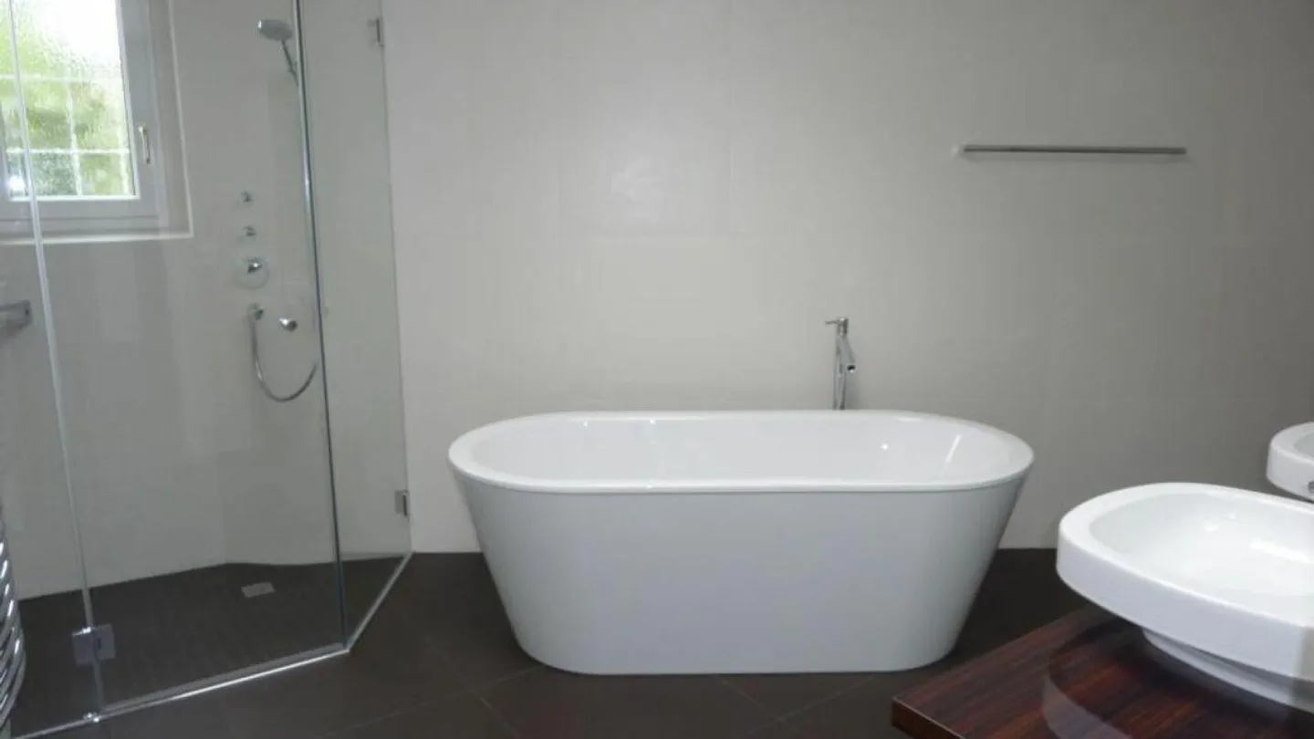 Casa unifamiliare lussuosa con grande giardino e molta privacy - Foto 5 di 6