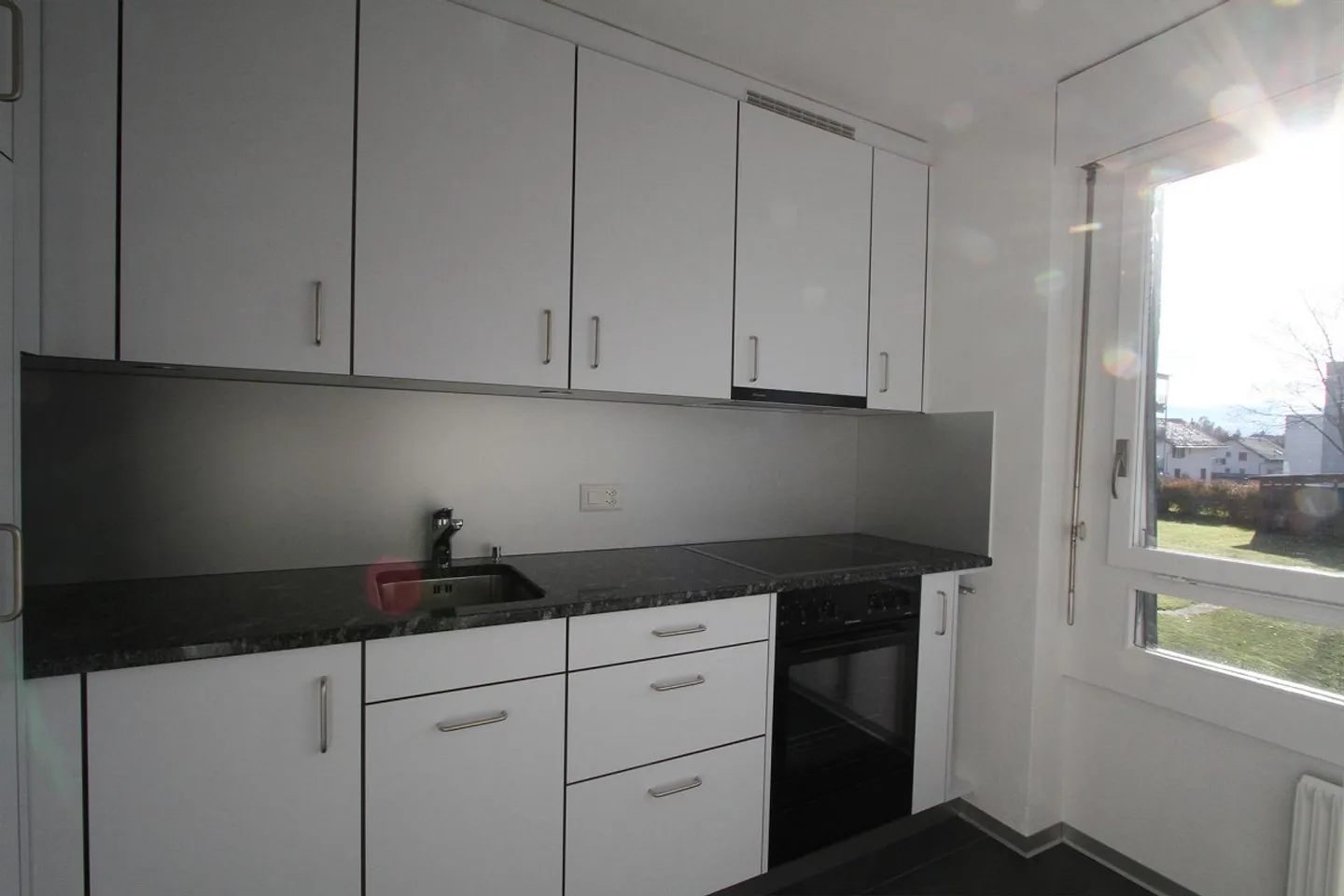 Moderne 3-Zimmerwohnung in Münsingen - Foto 2 von 15