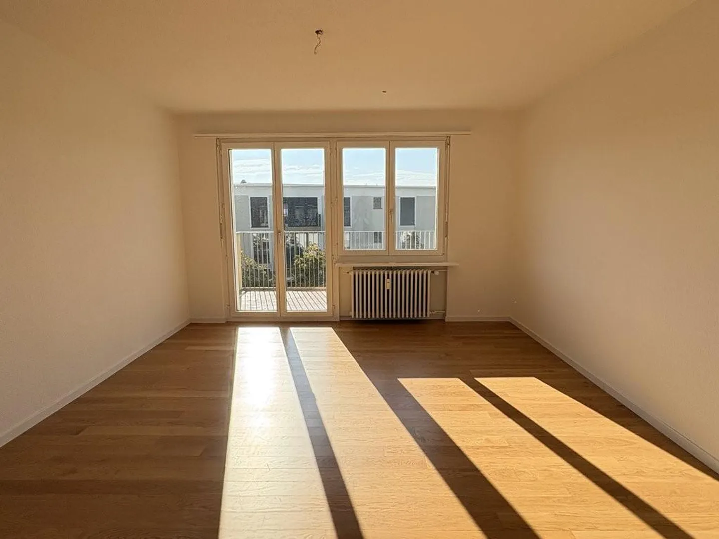 Charming 2.0-room apartment with garden seating area in Roggwil - Photo 2 of 7