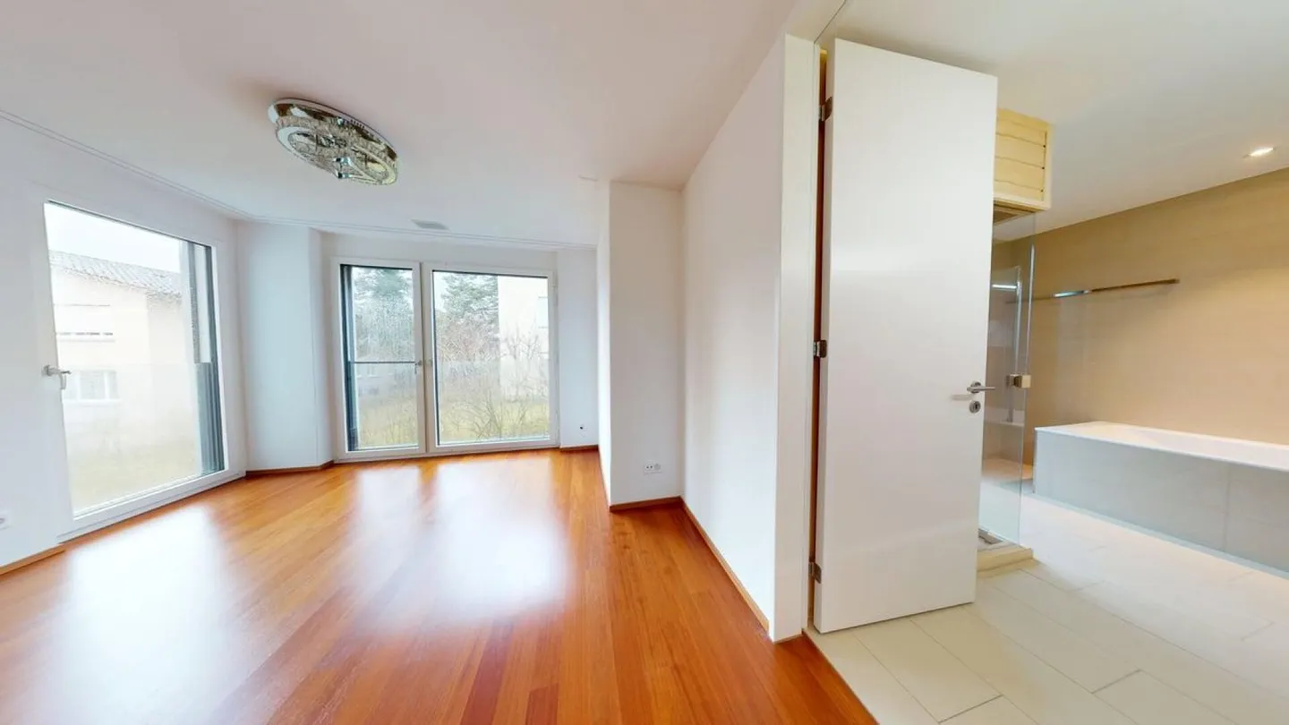Appartement exclusif de 4,5 pièces dans un emplacement privilégié à Zurich Höngg - Photo 6 sur 15