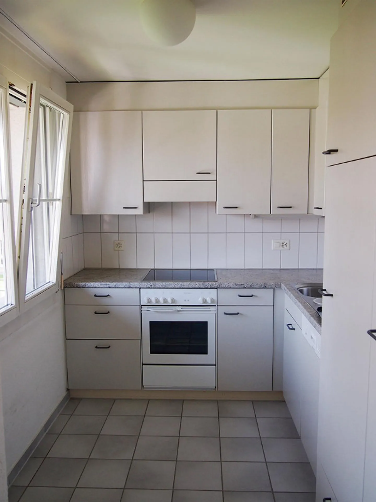 Charmante appartement 3.5 pièces avec balcon à Bonstetten - Photo 5 sur 10