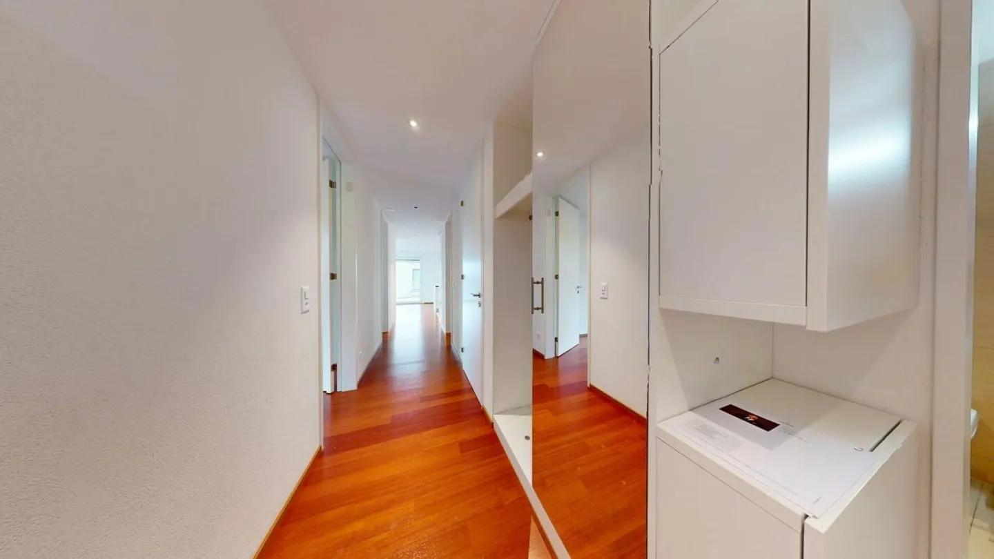 Appartement exclusif de 4,5 pièces dans un emplacement privilégié à Zurich Höngg - Photo 11 sur 15